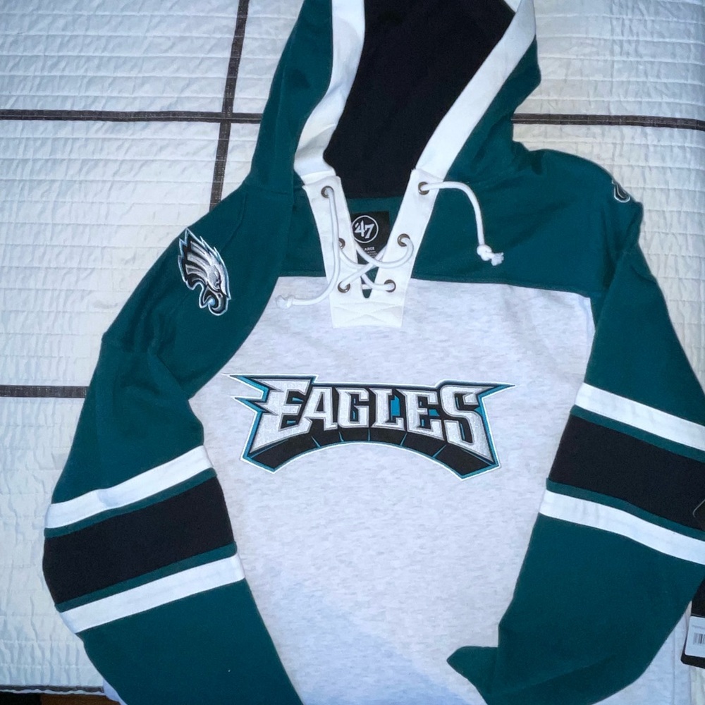 Philadelphia Eagles ‘47 NHL style sweatshirt Large NWT